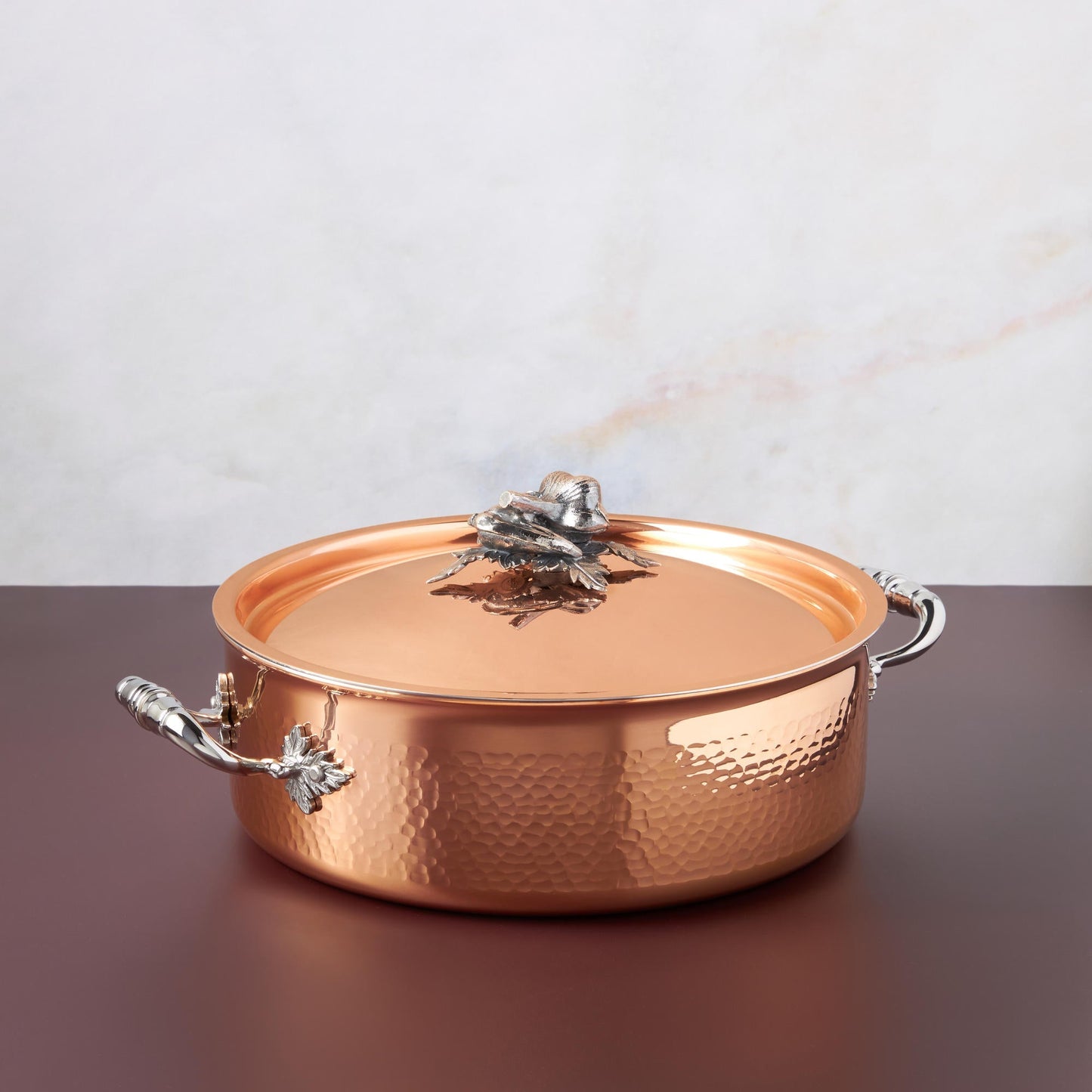Opus Cupra hammered copper with stainless steel lining and decorated silver-plated lid knob finial from Ruffoni