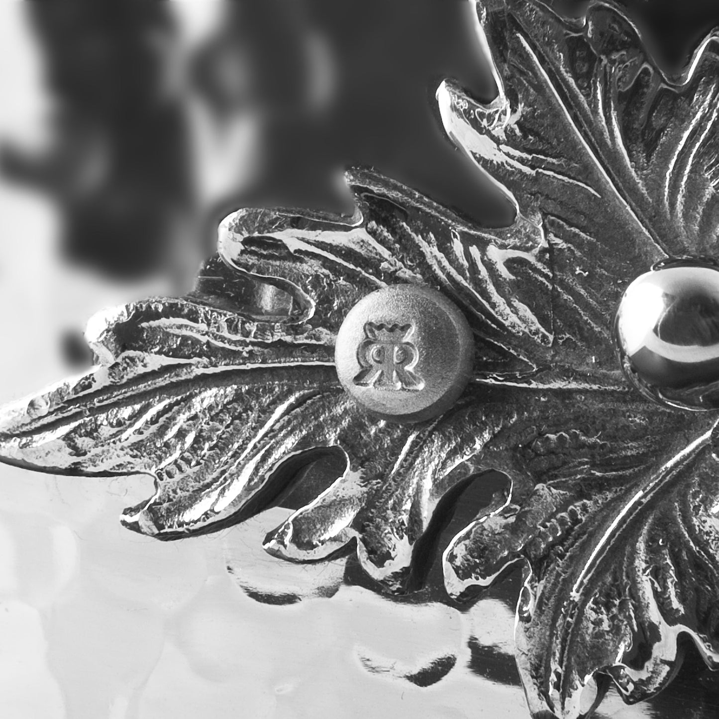 8 Piece Set in Wooden Box