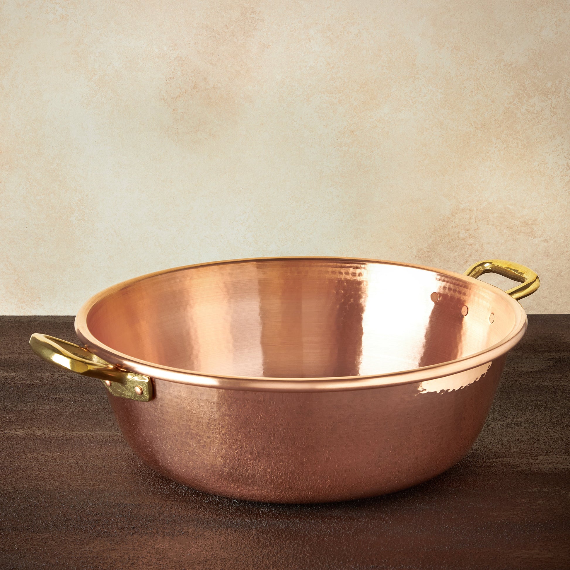Hammered copper 9.5 Qt Jam Pot lined with high purity tin applied by hand over fire and bronze handles, from Ruffoni Historia collection