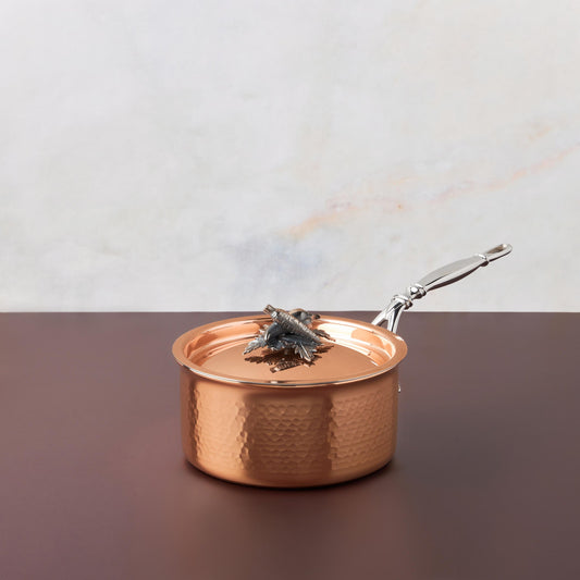 Small saucepan Opus Cupra hammered copper  with stainless steel lining and decorated silver-plated lid knob finial from Ruffoni